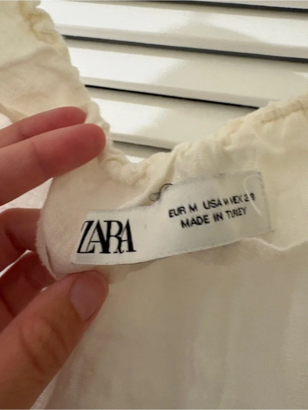 Zara 100% Linen White Halter Fringe Summer Top - Picture 9 of 11